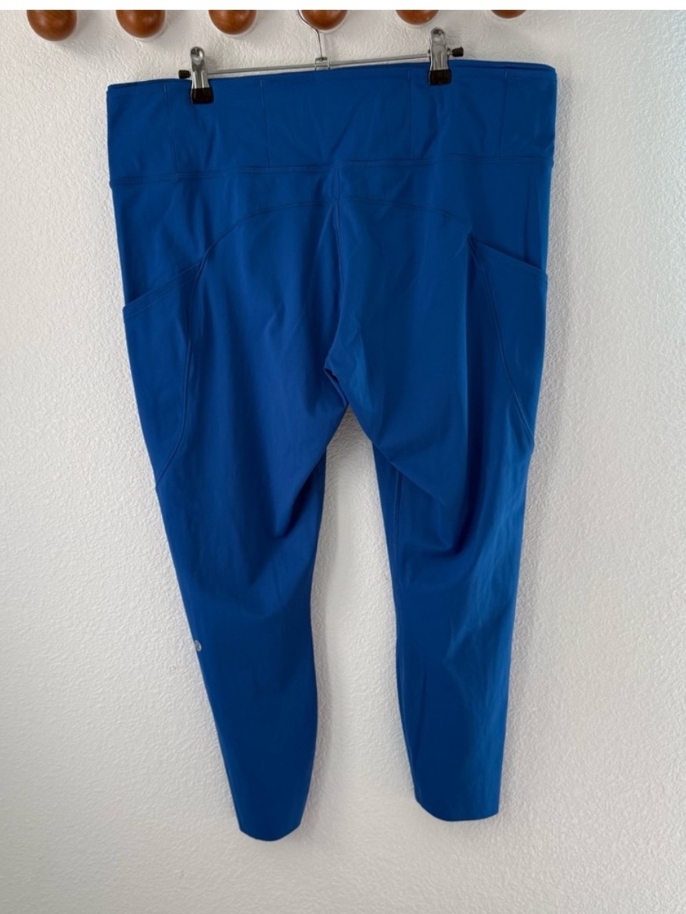 Lululemon Fast and Free HR Non Reflective Leggings | 18 - Picture 5 of 10